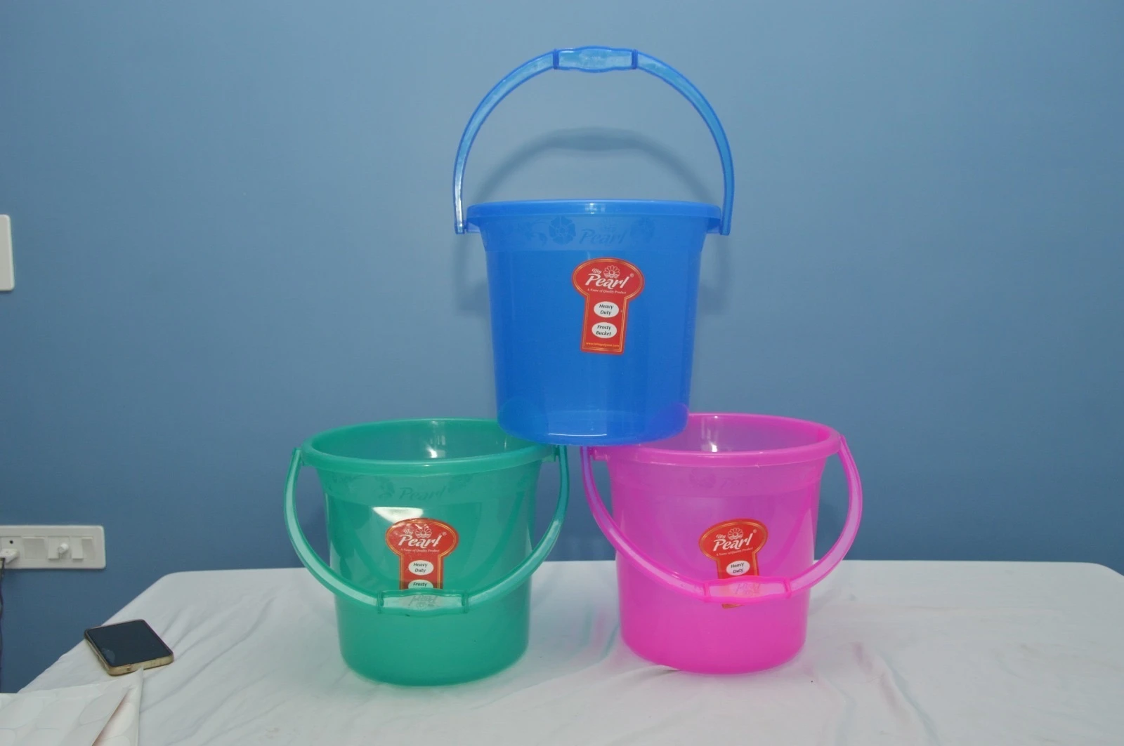 Plain Colour Bucket